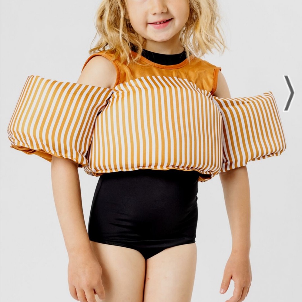 Kortni Jeane brown stripe splasher